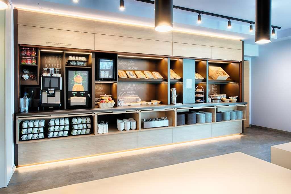 B&B Hotel Ravensburg Seengen レストラン 写真